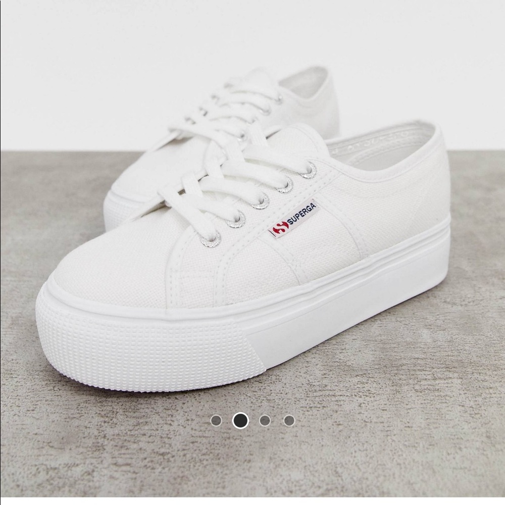 White platform Supergas